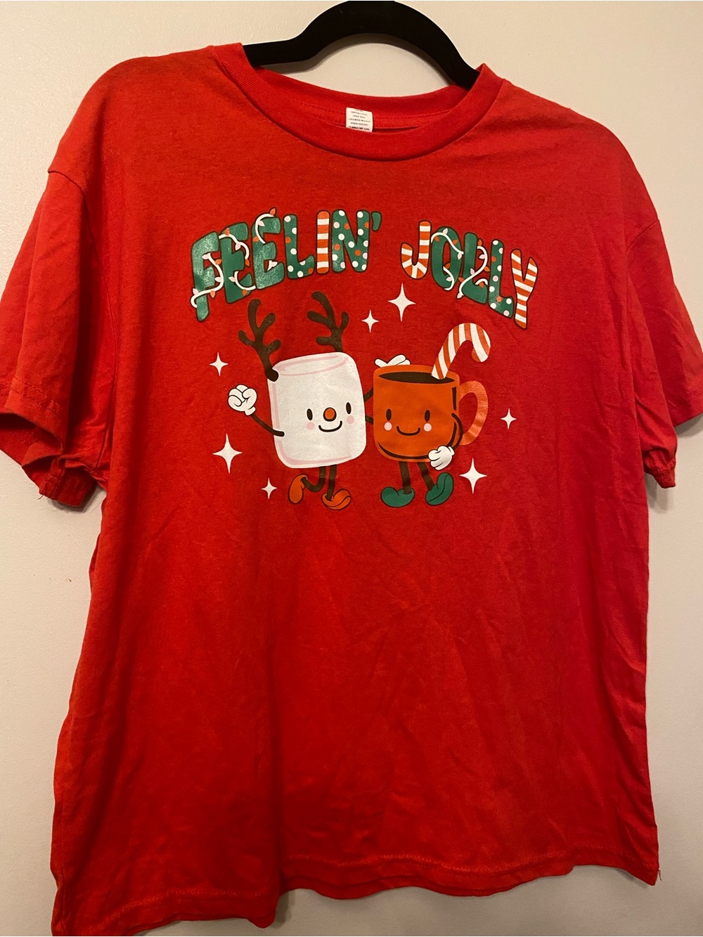 Women's Red 'Feelin' Jolly' Holiday Graphic Short Sleeve Tee